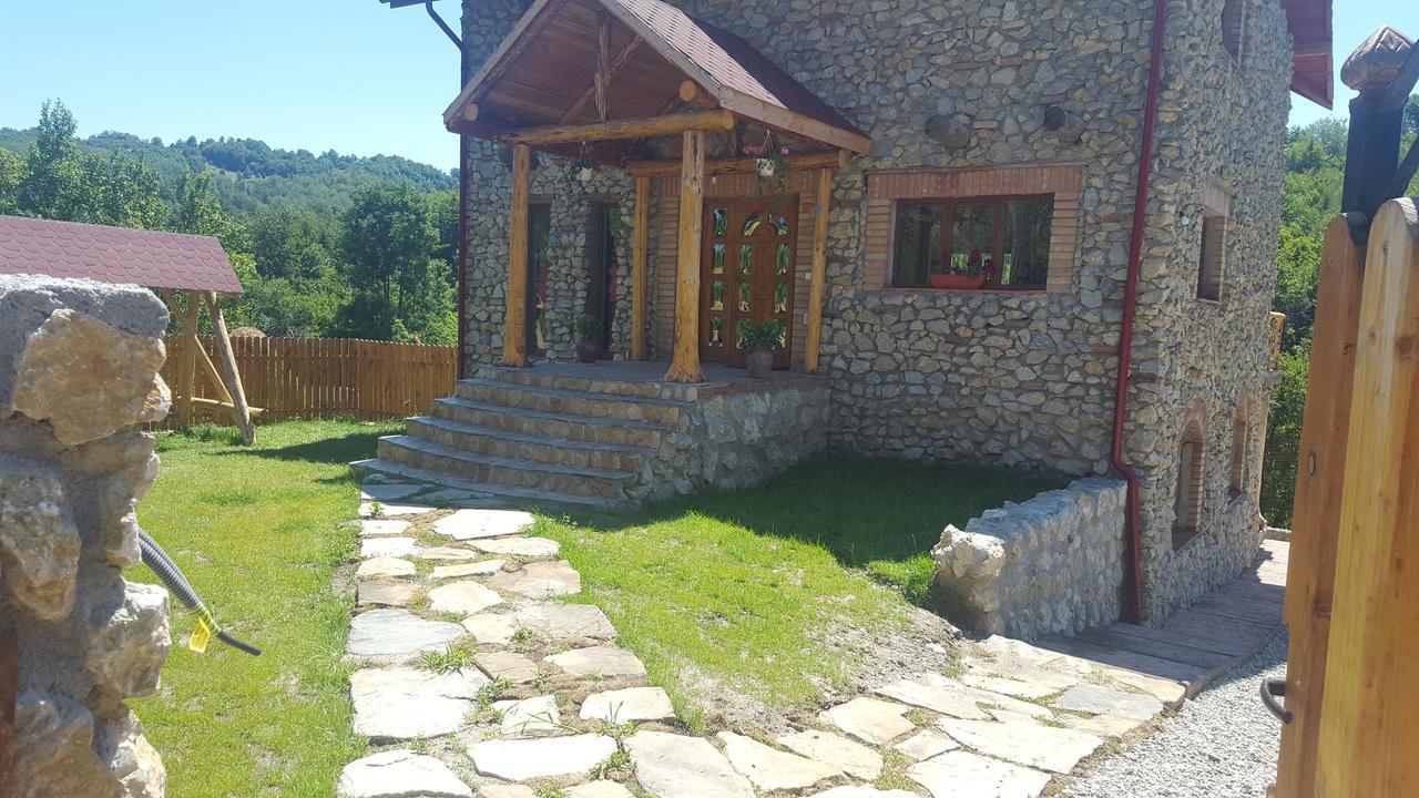 Casa Din Piatra Otel Poiana  Dış mekan fotoğraf