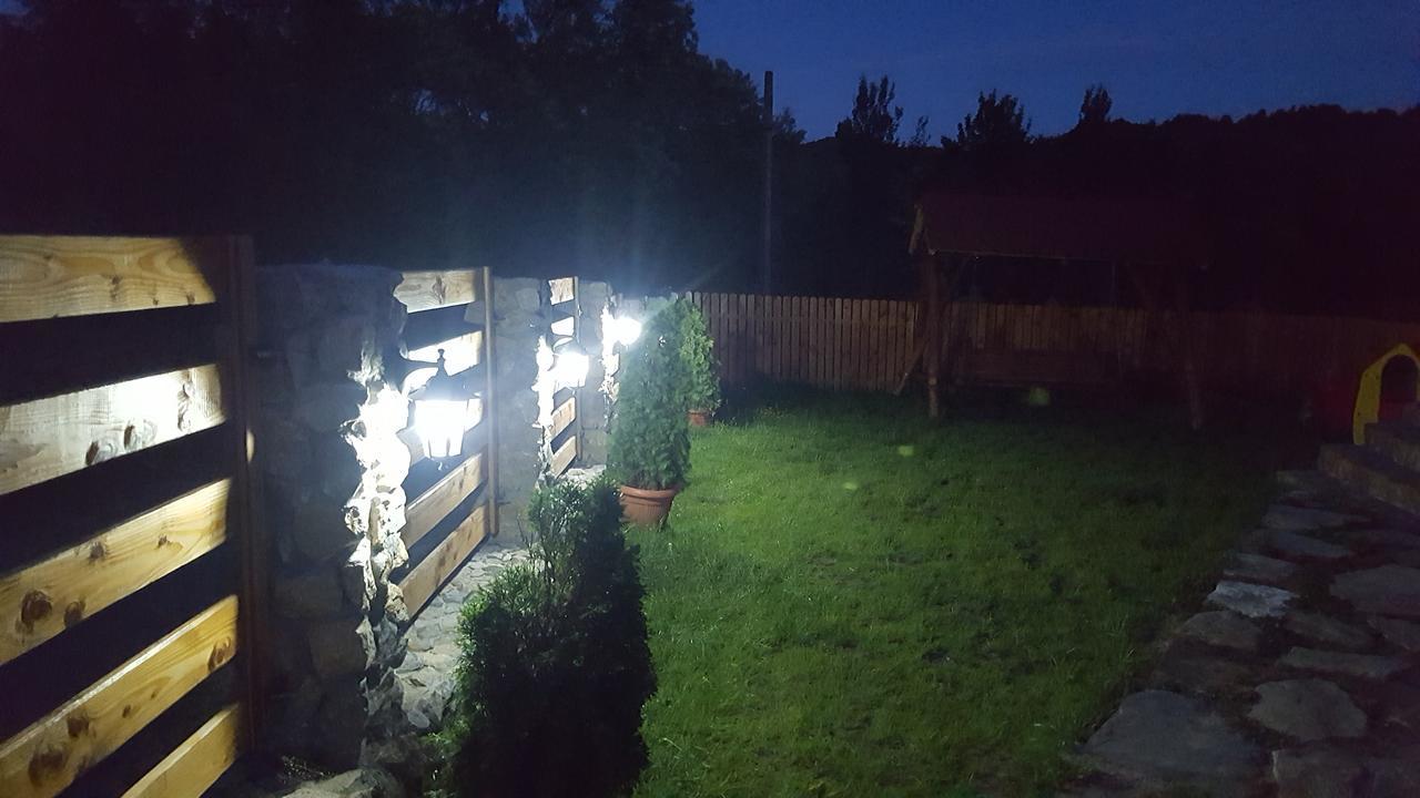 Casa Din Piatra Otel Poiana  Dış mekan fotoğraf