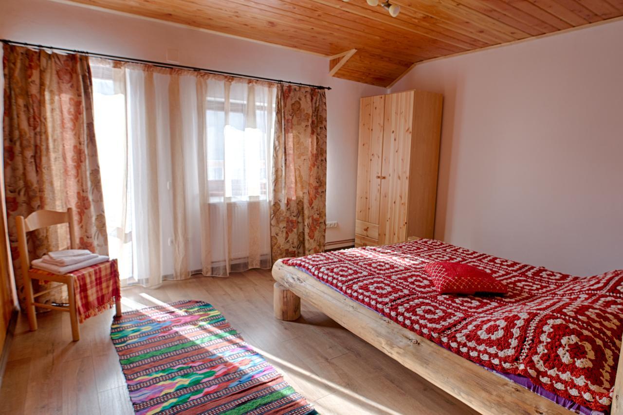 Casa Din Piatra Otel Poiana  Dış mekan fotoğraf